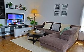 Timeea Home